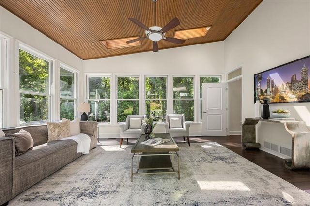 1260 Heards Ferry Road, Sandy Springs, GA 30328