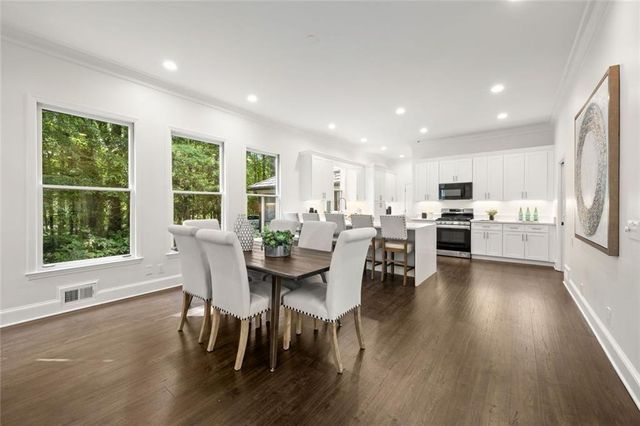 1260 Heards Ferry Road, Sandy Springs, GA 30328