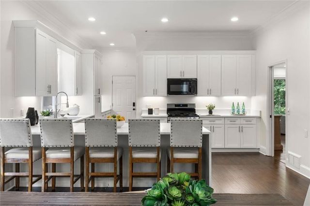 1260 Heards Ferry Road, Sandy Springs, GA 30328