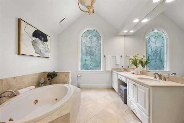1260 Heards Ferry Road, Sandy Springs, GA 30328