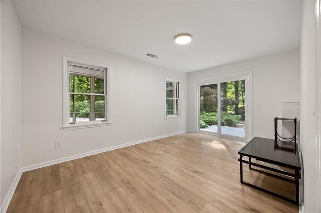 1260 Heards Ferry Road, Sandy Springs, GA 30328