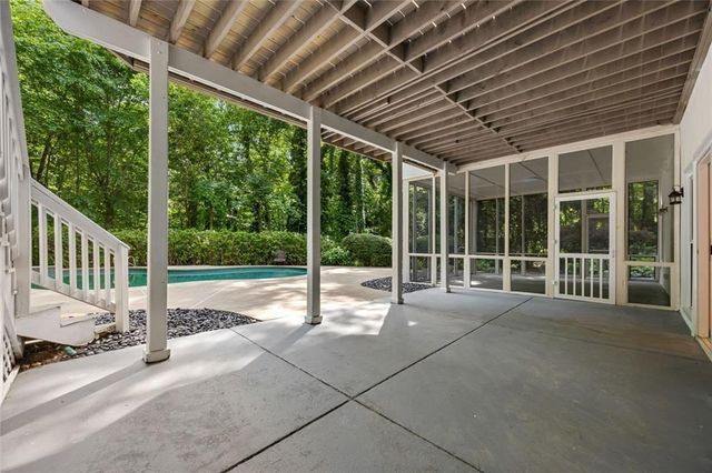 1260 Heards Ferry Road, Sandy Springs, GA 30328