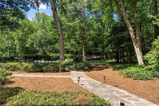 1260 Heards Ferry Road, Sandy Springs, GA 30328
