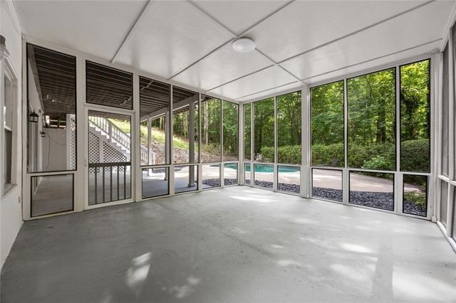 1260 Heards Ferry Road, Sandy Springs, GA 30328