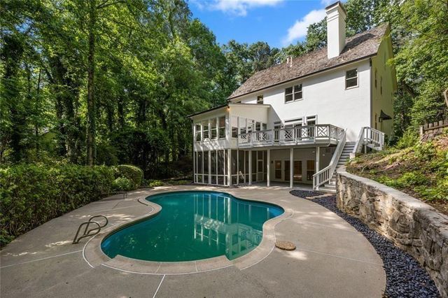1260 Heards Ferry Road, Sandy Springs, GA 30328