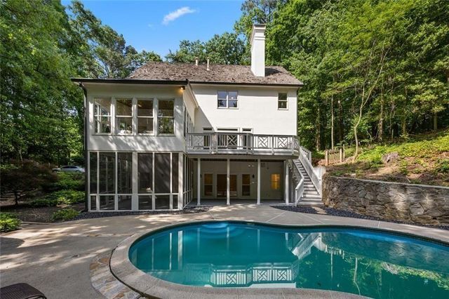 1260 Heards Ferry Road, Sandy Springs, GA 30328