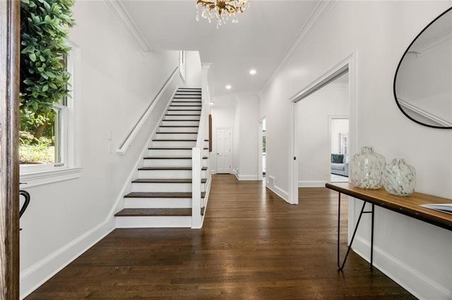 1260 Heards Ferry Road, Sandy Springs, GA 30328