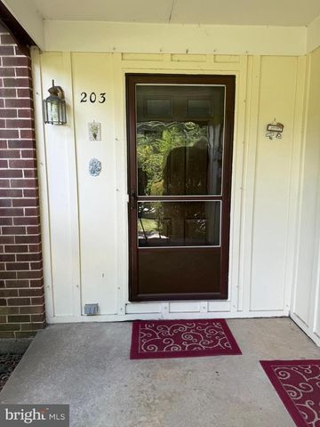 203 MOORE RD, Wallingford, PA 19086