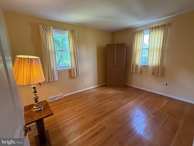 203 MOORE RD, Wallingford, PA 19086