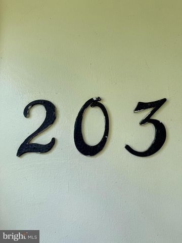 203 MOORE RD, Wallingford, PA 19086