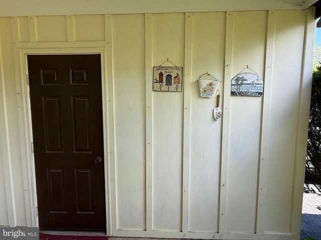 203 MOORE RD, Wallingford, PA 19086