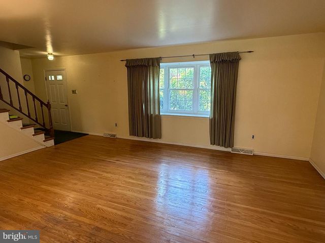 203 MOORE RD, Wallingford, PA 19086