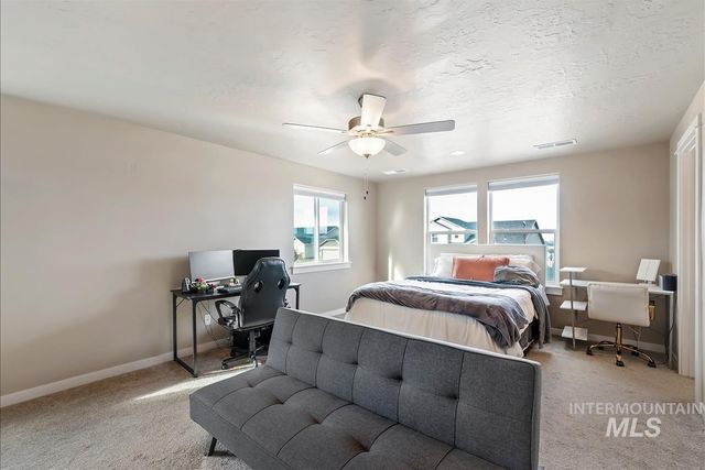 14589 Dartmoor St, Caldwell, ID 83607