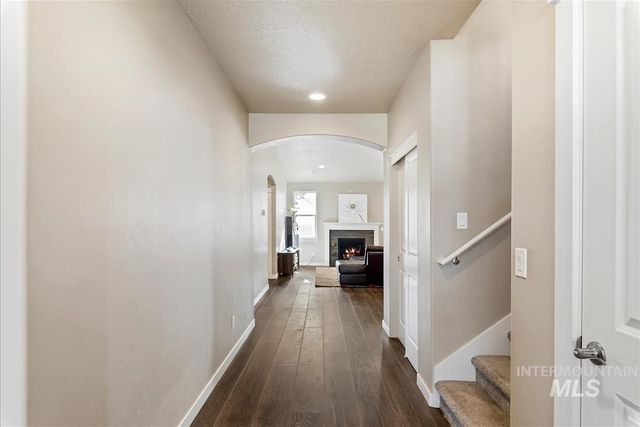 14589 Dartmoor St, Caldwell, ID 83607