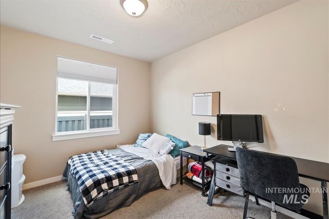 14589 Dartmoor St, Caldwell, ID 83607
