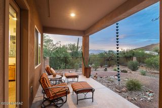 887 S Castar Drive, Tucson, AZ 85745