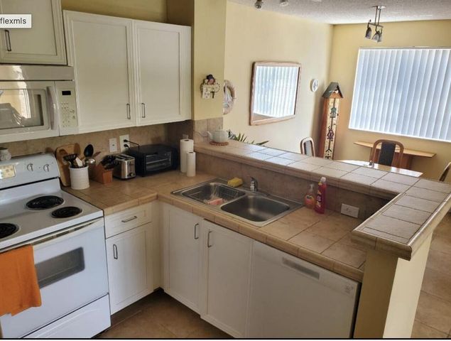 1755 Village Boulevard 207, West Palm Beach, FL 33409