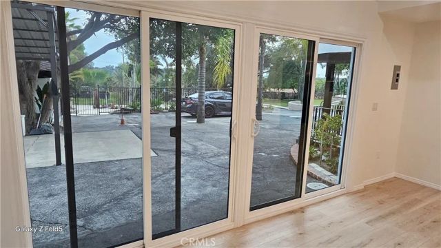 9859 Foothill Boulevard 9857, Lakeview Terrace, CA 91342