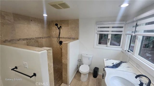 9859 Foothill Boulevard 9857, Lakeview Terrace, CA 91342