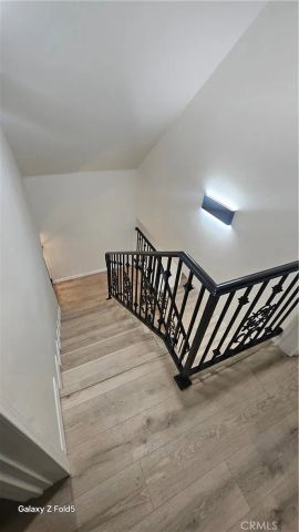 9859 Foothill Boulevard 9857, Lakeview Terrace, CA 91342