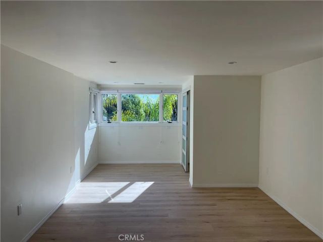 9859 Foothill Boulevard 9857, Lakeview Terrace, CA 91342