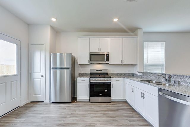17610 Calabash Drive, Hockley, TX 77447