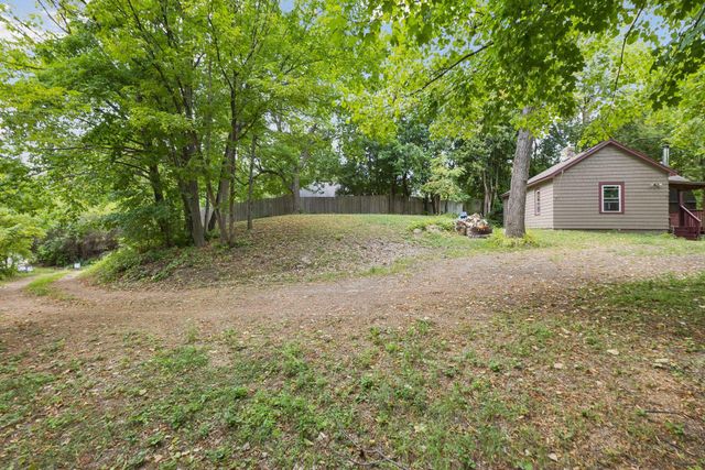4519 & 4521 Manchester Road, Mound, MN 55364
