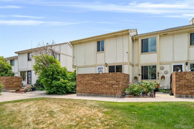 10180 Quivas Street, Denver, CO 80260