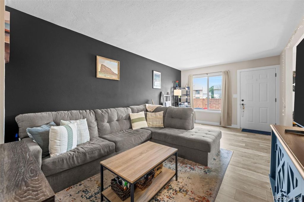 10180 Quivas Street, Denver, CO 80260