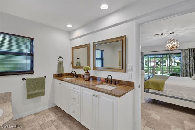 9940 Treasure Cay LN, Bonita Springs, FL 34135