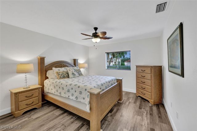 9940 Treasure Cay LN, Bonita Springs, FL 34135