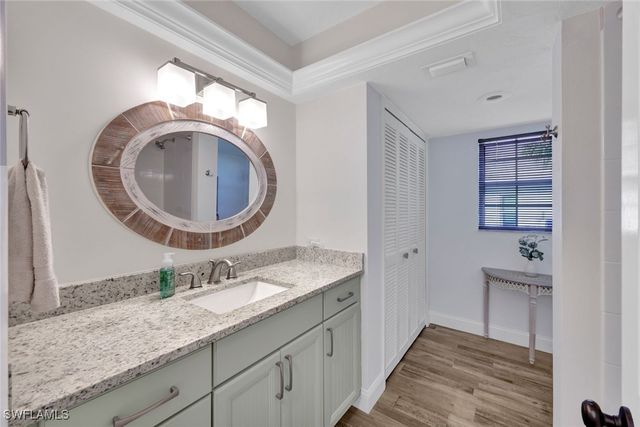 9940 Treasure Cay LN, Bonita Springs, FL 34135