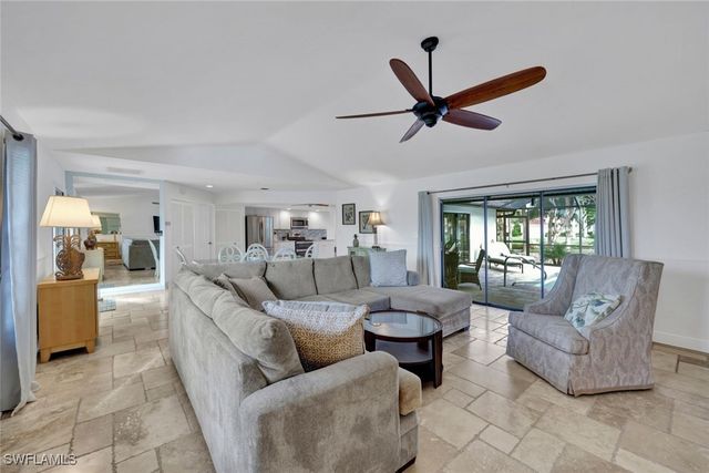9940 Treasure Cay LN, Bonita Springs, FL 34135