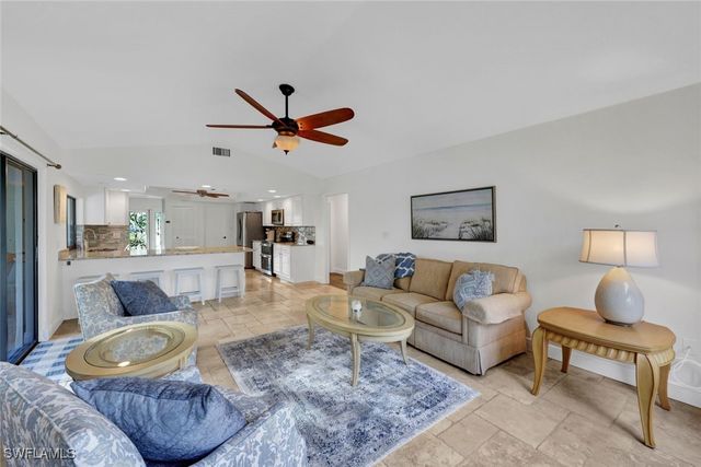 9940 Treasure Cay LN, Bonita Springs, FL 34135