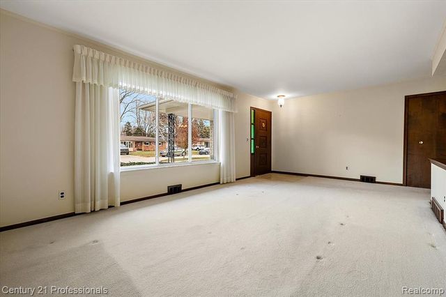 11434 Francis Drive, Sterling Heights, MI 48312