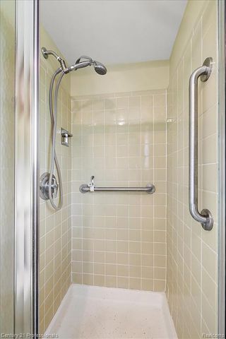 11434 Francis Drive, Sterling Heights, MI 48312