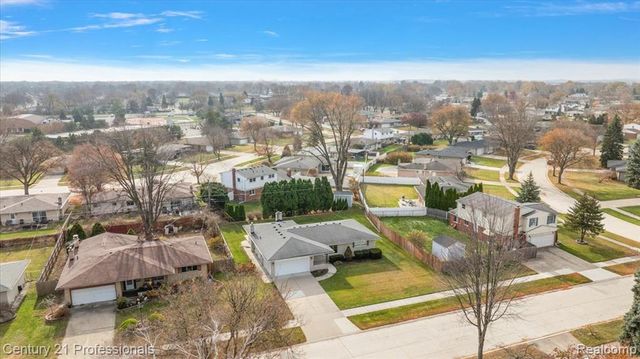 11434 Francis Drive, Sterling Heights, MI 48312