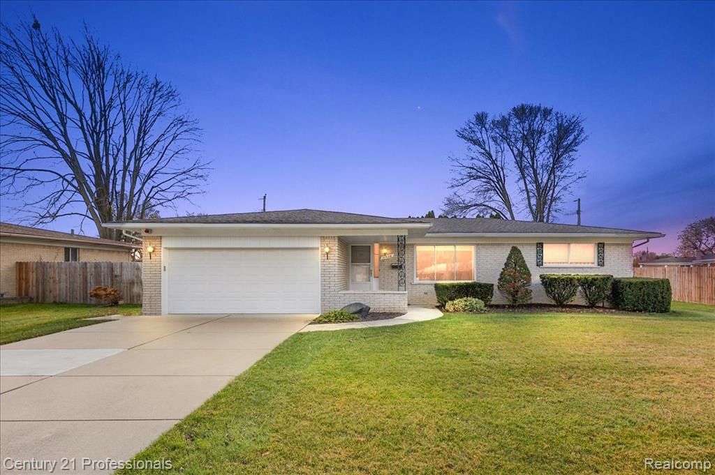 11434 Francis Drive, Sterling Heights, MI 48312