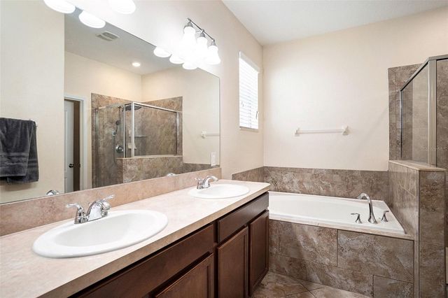 914 PEREGRINE HILL PLACE, Ruskin, FL 33570