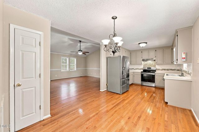 476 Shawnee Drive, Louisburg, NC 27549