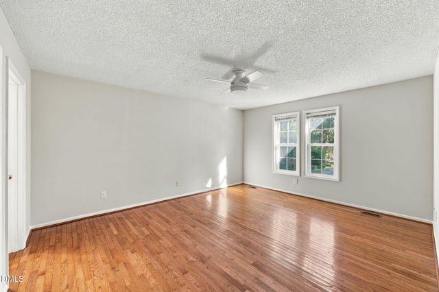 476 Shawnee Drive, Louisburg, NC 27549