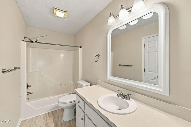 476 Shawnee Drive, Louisburg, NC 27549