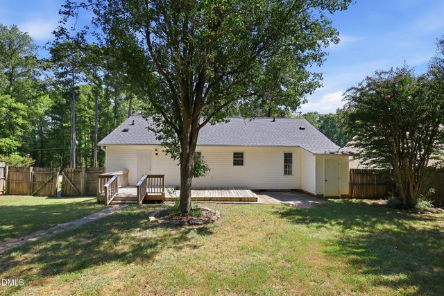 476 Shawnee Drive, Louisburg, NC 27549