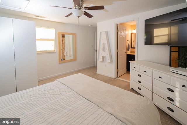 1816 CREMEN RD, Pasadena, MD 21122
