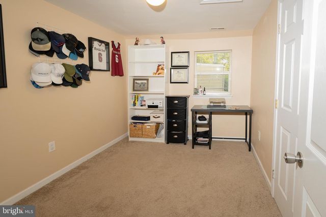1816 CREMEN RD, Pasadena, MD 21122