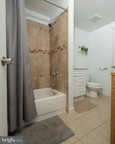 1816 CREMEN RD, Pasadena, MD 21122