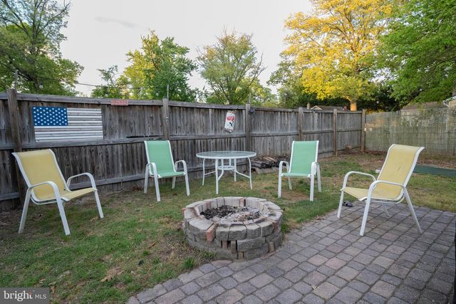 1816 CREMEN RD, Pasadena, MD 21122