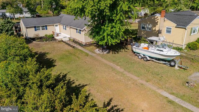 1816 CREMEN RD, Pasadena, MD 21122