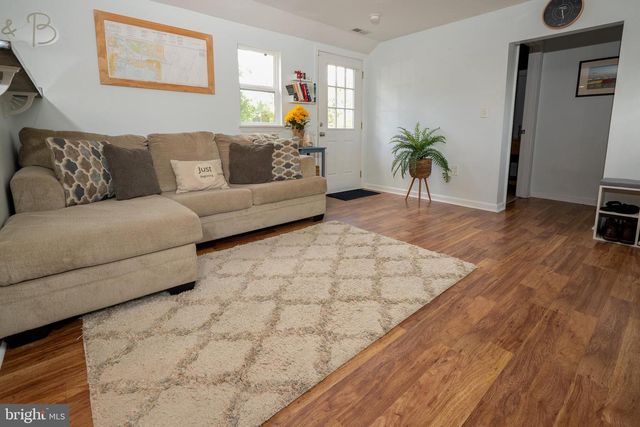 1816 CREMEN RD, Pasadena, MD 21122
