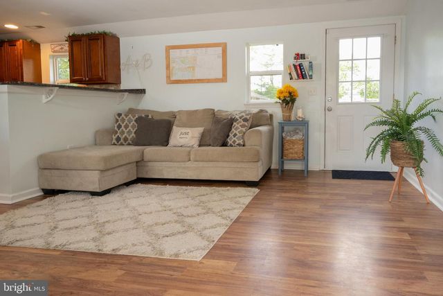 1816 CREMEN RD, Pasadena, MD 21122